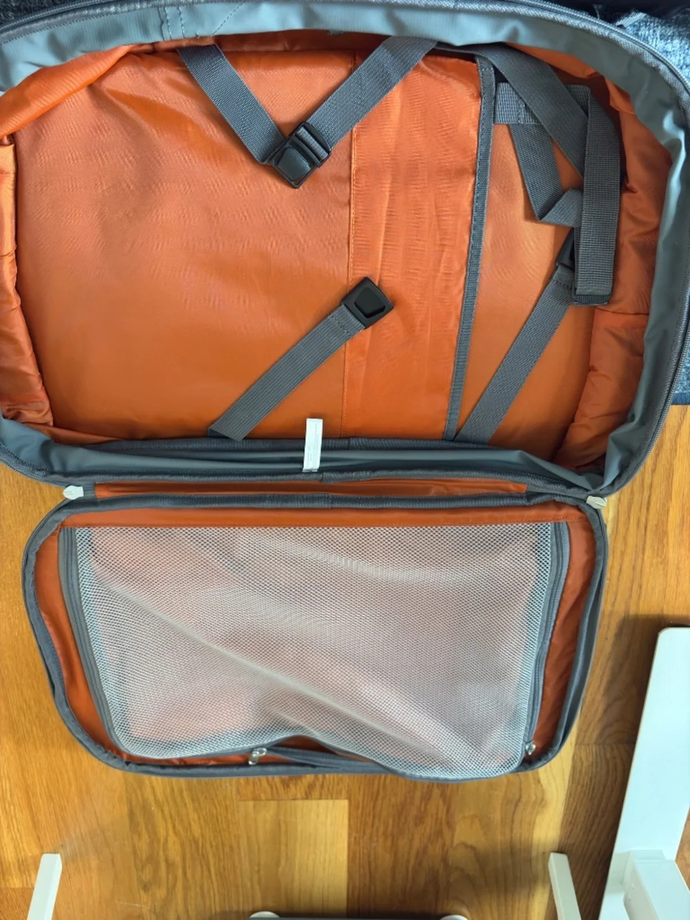 eBags Motherlode Jr Travel Backpack (expandable) excellent used condition